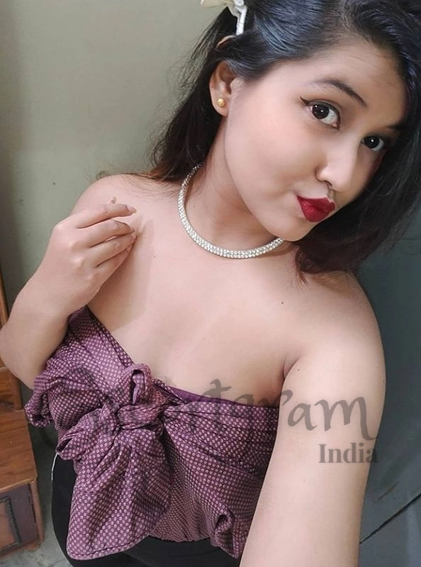 Call Girl CHANDIGARH - Deepika Khurana