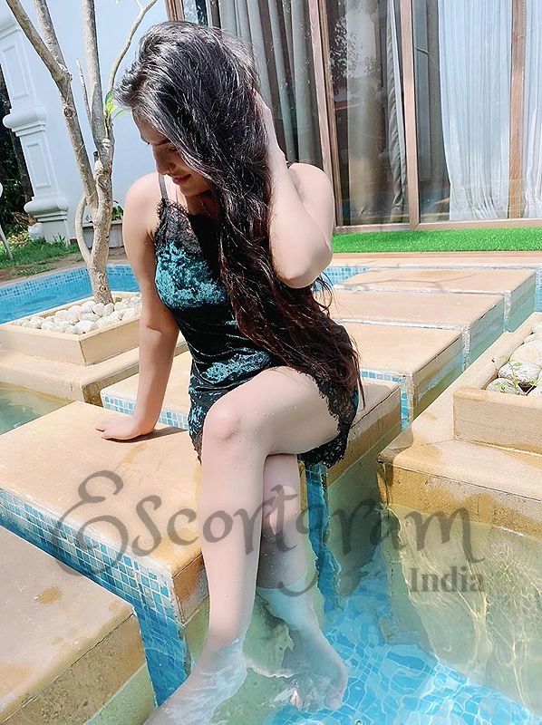 Call Girl CHANDIGARH - Gayatri Sabharwal
