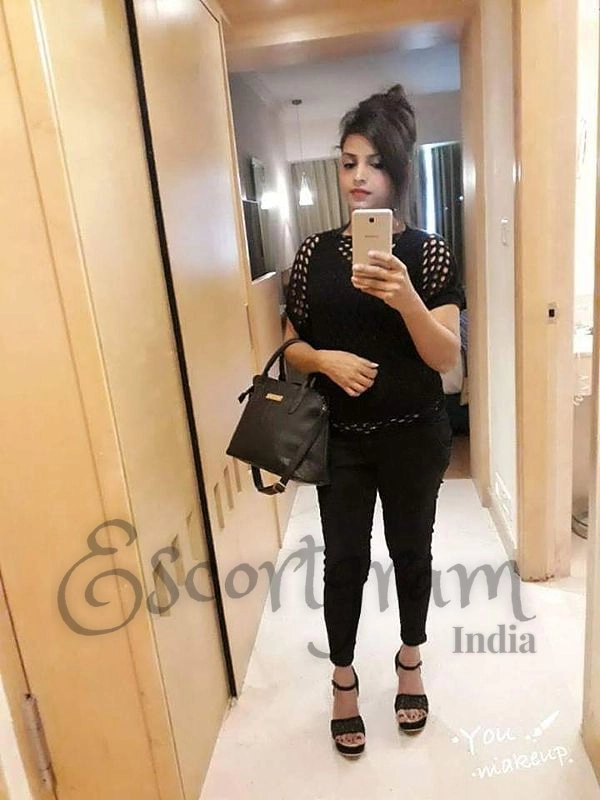 Call Girl CHANDIGARH - Harinder Kaur
