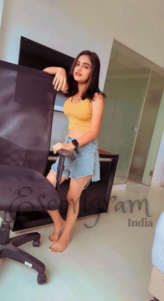 Call Girl CHANDIGARH - Jasmit Dhillon