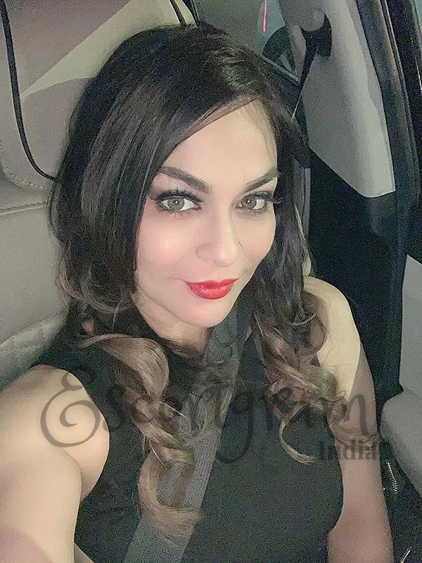 Call Girl CHANDIGARH - Neetu Bhatia