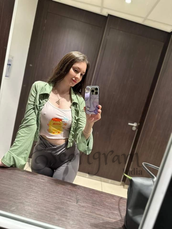 Call Girl Chandigarh Simran