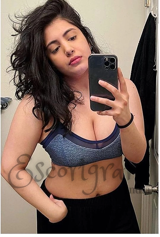 Call Girl Chandigarh - Pummy Grewal