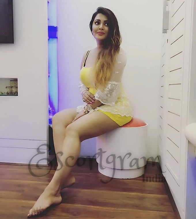 Call Girl CHANDIGARH - Sanjana Bagga