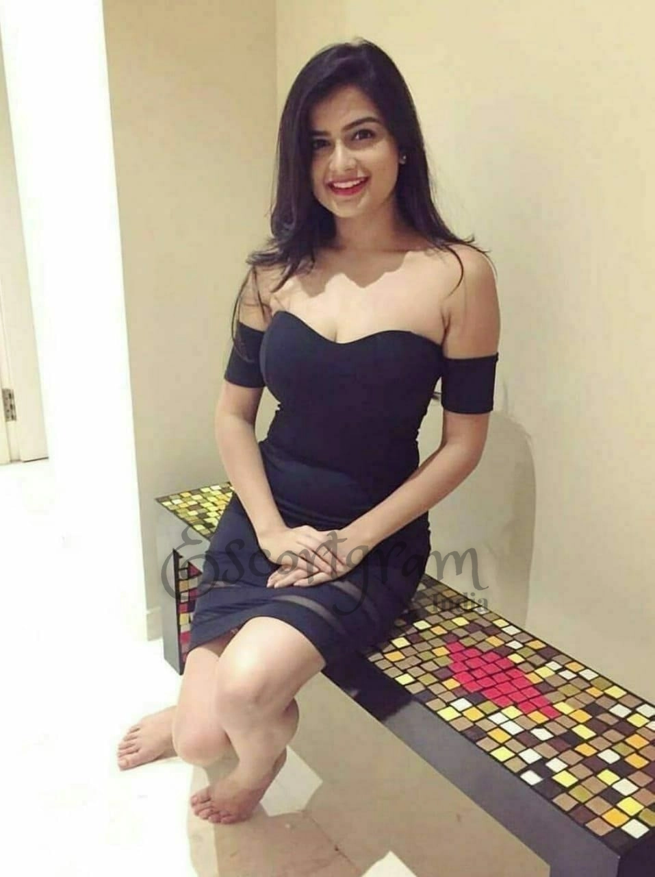 Call Girl CHANDIGARH - Saumya Tandon