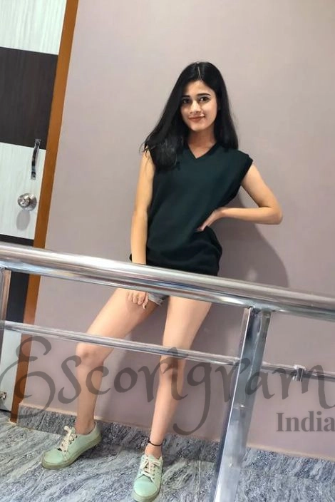 Call Girl CHANDIGARH - Suhani Bedi