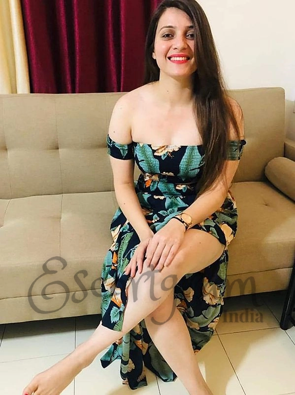 Call Girl CHANDIGARH - Sunaina Singh