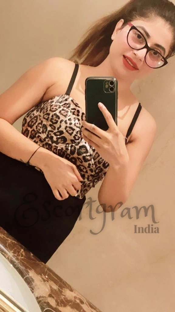 Call Girl CHANDIGARH - Tania Bedi