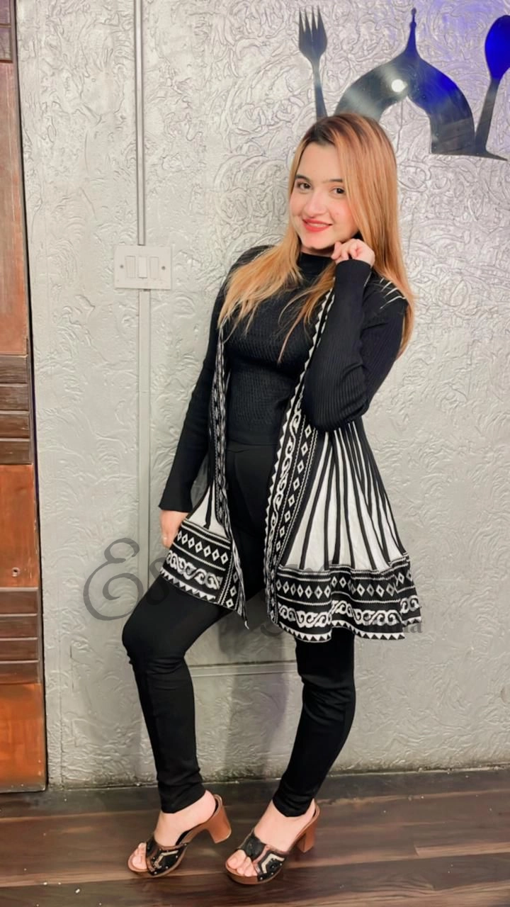 Call Girl Chandigarh Minakshi